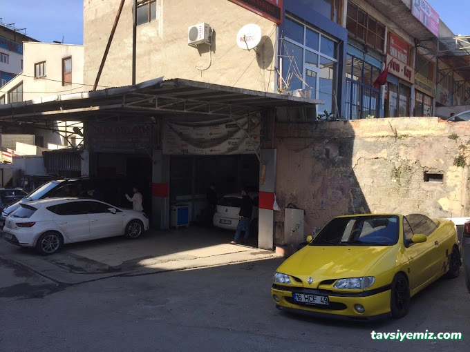 Özlem Oto Cam | Her Türlü Cam Değişimi Yapılır