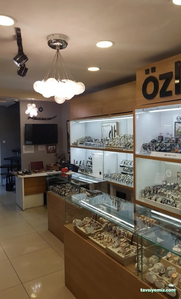 Özlem Saat Galerisi