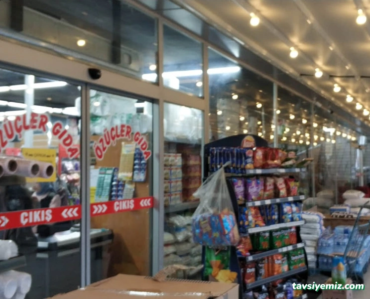 Özüçler Süpermarket Ve Toptan Gıda