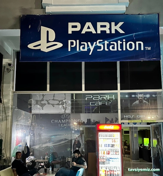 Park Playstation Cafe