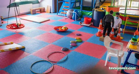 Paylaşım Özel Eğitim Ve Rehabilitasyon Merkezi & Floortime & Duyu Bütünleme Merkezi