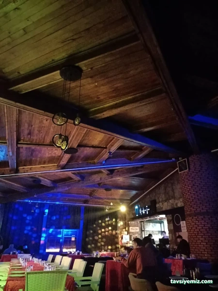 Pera Cafe & Bistro Performance Hall