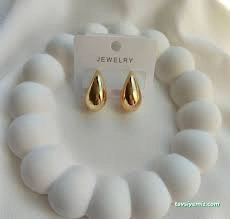 Pia Hediyelik,Piercing