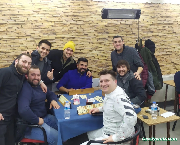 Platin Bilardo & Oyun Salonu & Playstation