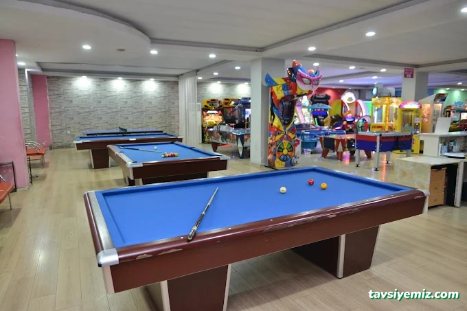 Play City Bowling & Oyun Salonu