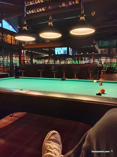 Pool Pub