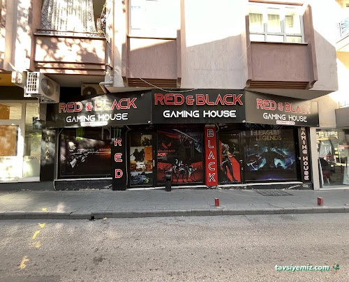 Red & Black İnternet Cafe