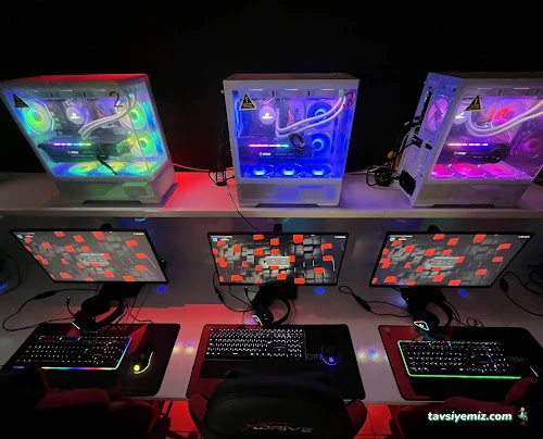 Red & Black İnternet Cafe