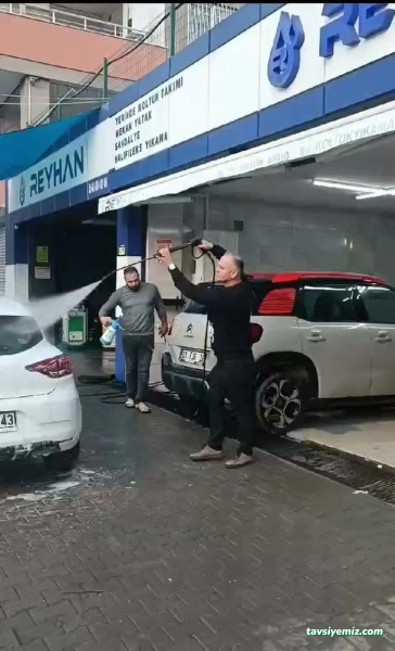 Reyhan Temizlik(Koltuk Yıkama Adana) & Oto Uygulama Merkezi
