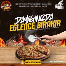 Rize Pizzawood & Cafe