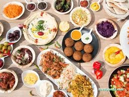 Roka Meze , Mantı Ve Ev Yemekleri