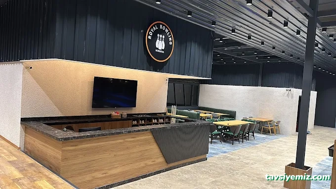 Royal Bowling & Bilardo