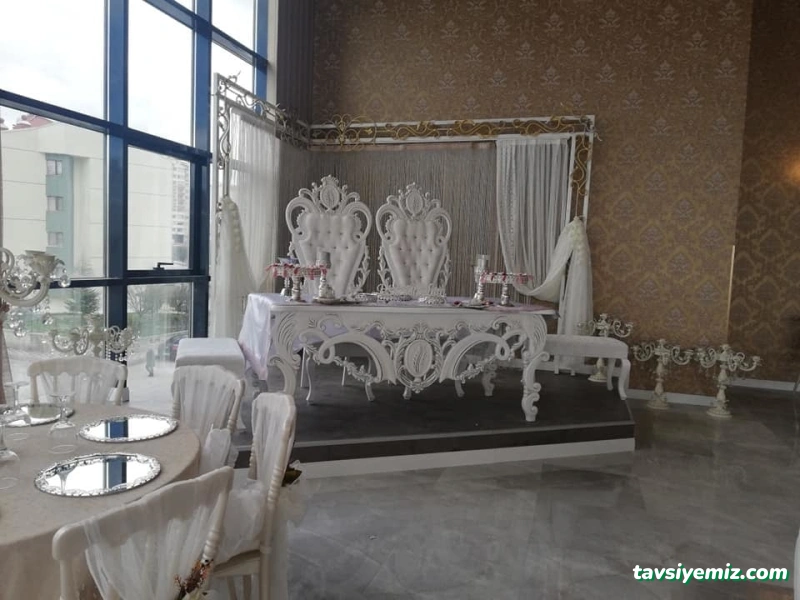 Royal Kına Ve Nişan Salonu