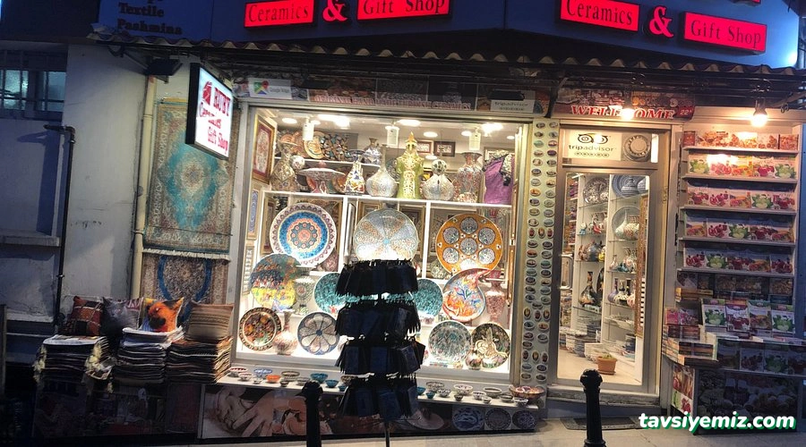 Ruby Ceramics & Gift Shop