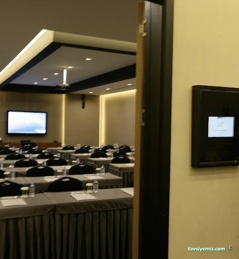 Rys Hotel & Restaurant