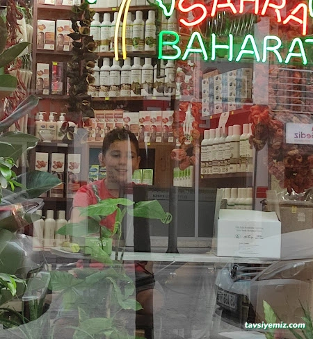 Sahra Baharat Ve Aktariye