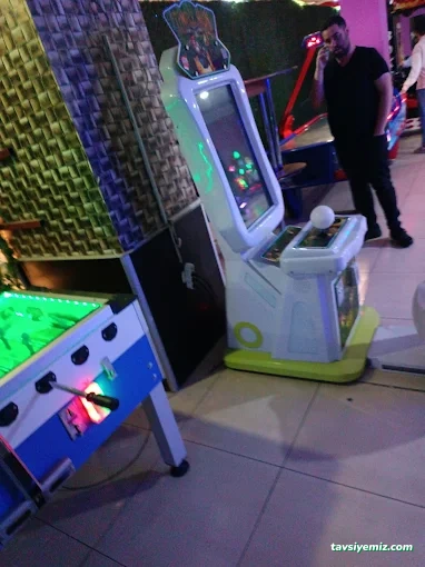 Salon 1071 Bowling Ve Eğlence Merkezi