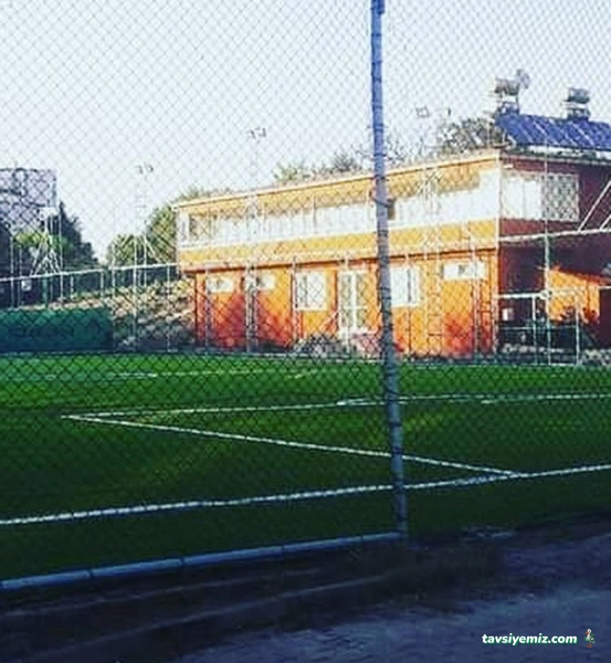 Şampiyon Spor Tesisleri ( Doruk Halısaha )