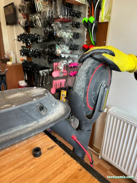 Scooter Tamircisi Ve Lastik Servisi Ankara Xiaomi Onvo