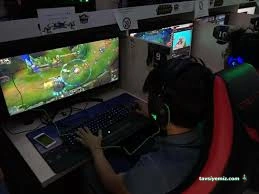 Şey Exclusive İnternet Cafe