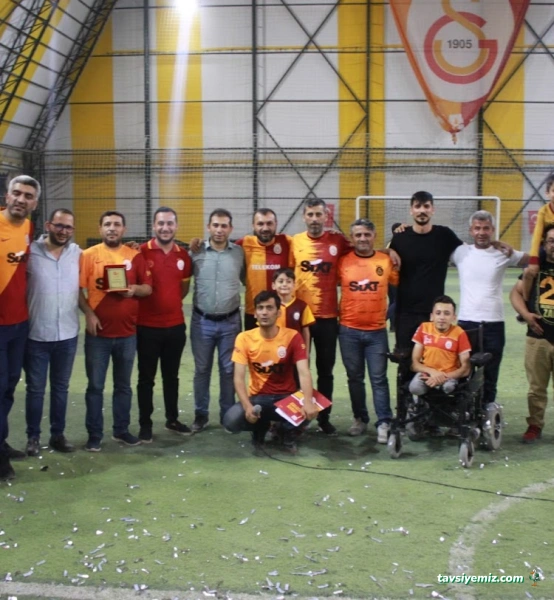 Siirt Galatasaray Taraftarlar Derneği / Halısaha