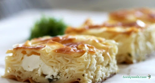 Sini Ev Böreği - Baklava