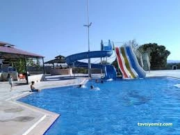Sivaslı Aquapark Yüzme Havuzu