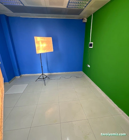 Stüdyo Faruk Fotoğrafçılık & Prodüksiyon