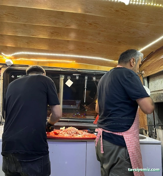 Şükrü Usta Dürüm