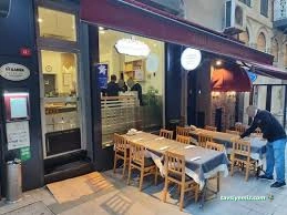 Tarihi Şahin Lokantası