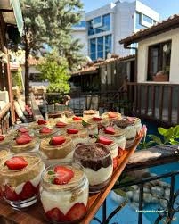 Tarihi Taş Konak Cafe Nargile