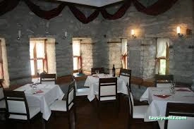 Taşev Restaurant/ Sanat Ve Şarap Evi