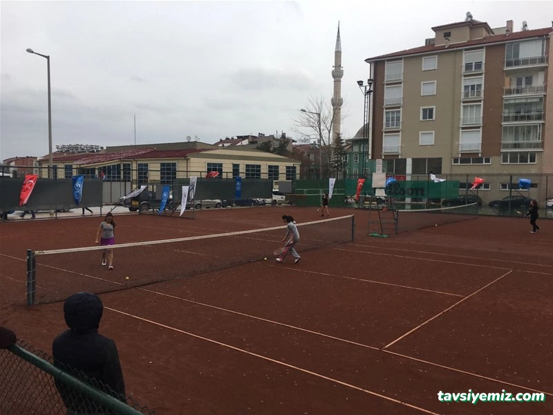 Tenis Kortu Club Burdur