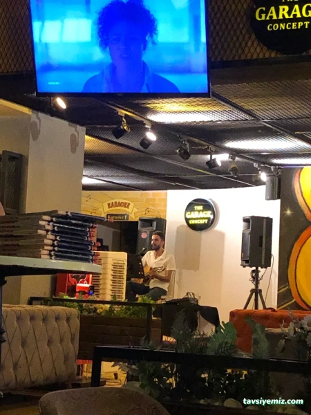 The Garage Concept Cafe &Karaoke