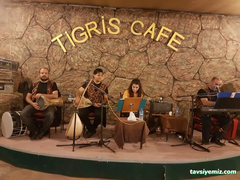 Tigris Cafe , Lokanta & Canlı Müzik