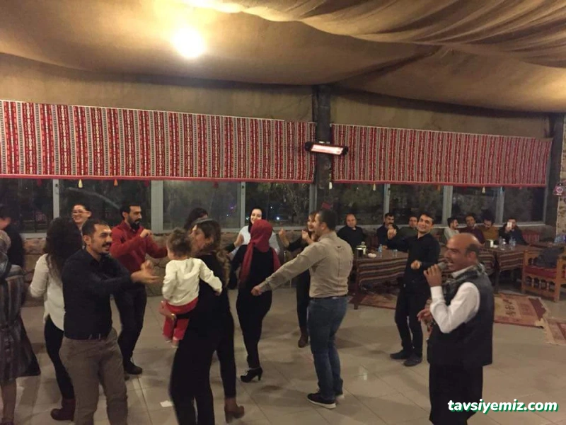 Tigris Cafe , Lokanta & Canlı Müzik