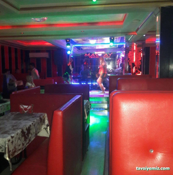 Tokat Mavi Ay Müzikhol