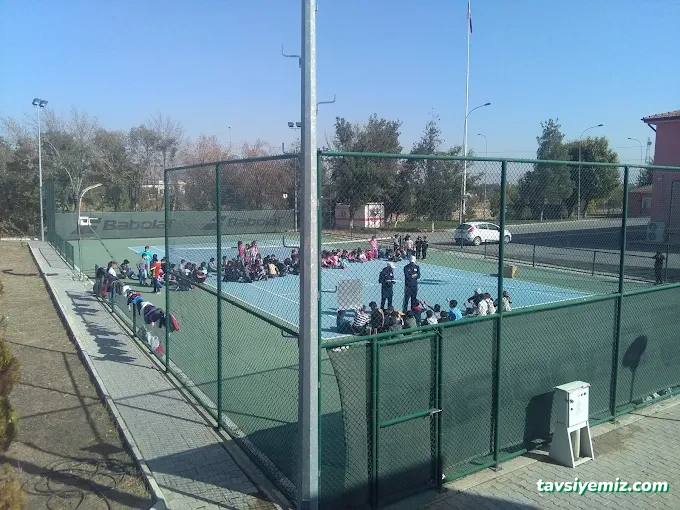 Ttf Tenis Kortları