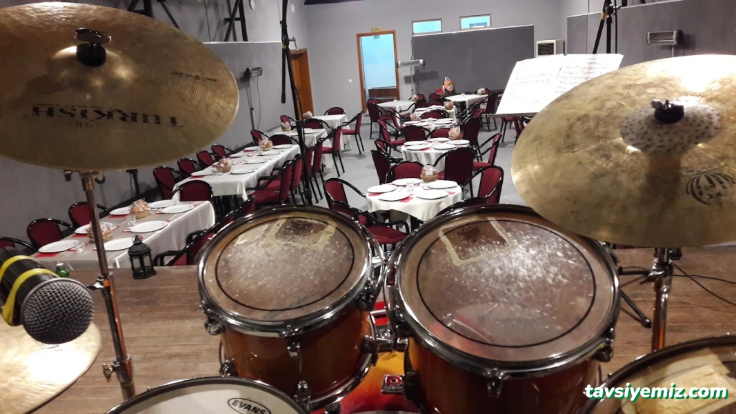 Tuğba Yıldırım Sanat Atölyesi