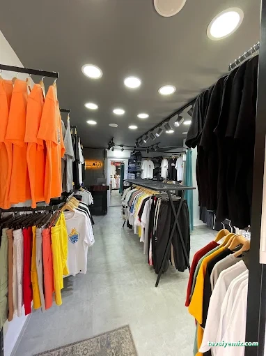 Uğur Aktaş Clothing