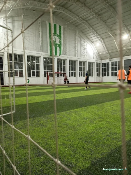 Uğur Çiftçi Spor Kompleksi