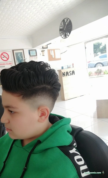 Ümit Erkek Kuaförü