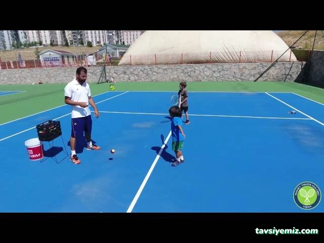 Uşak Raket Tenis Kulübü