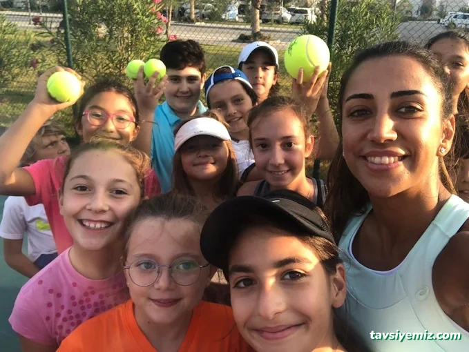 Uşak Raket Tenis Kulübü