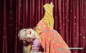 Uşşak Sanat Akademi Kişisel Gelişim Ve Sanat Kursu