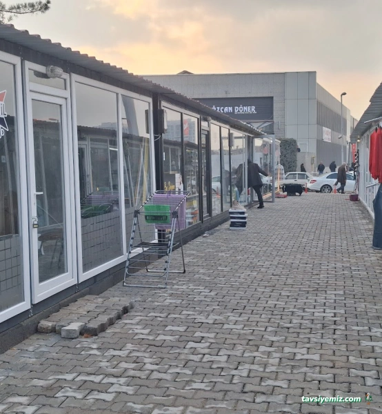 Usta Eli Erkek Kuaförü