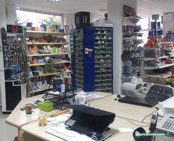 Usta Ticaret - Nalbur Hırdavat