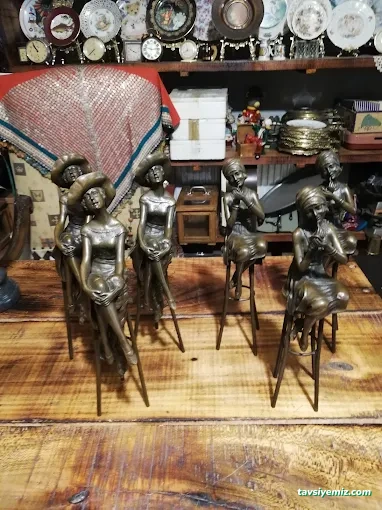 Üstat Antika Ve Sanat Evi