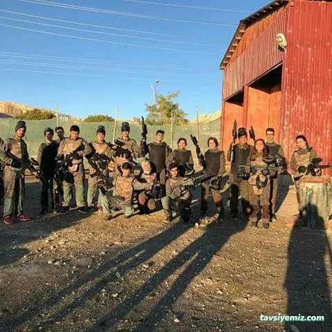 Van Arena Paintball