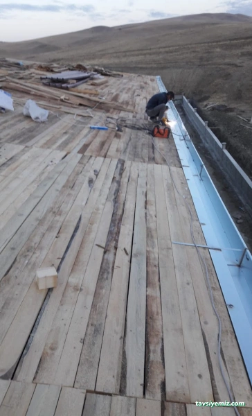 Van Çatı Tamiratı Van Çatı Tamir Ustası